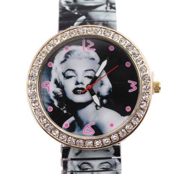 Accessories - Beautiful Marilyn Monroe Crystal Watch